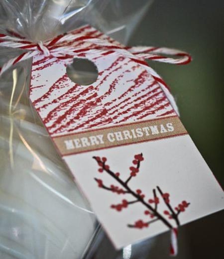 Holiday Berries Wood Grain Printable Hangtag Gift Tags